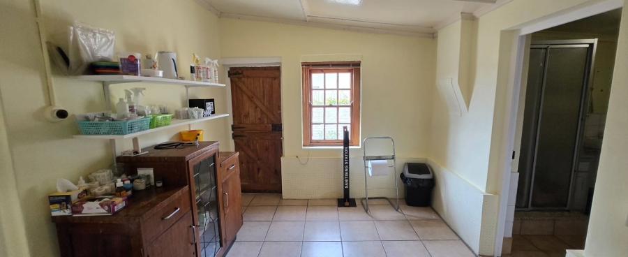 5 Bedroom Property for Sale in Riviersonderend Western Cape